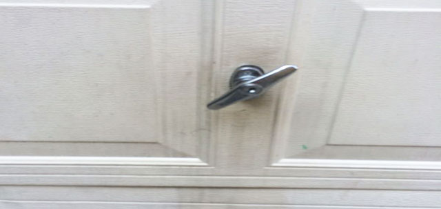 Garage door lock Yonkers